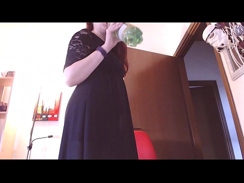 ❤️ Pokorni rob koji voli prljave i sočne gaćice primoran je da masturbira nakon što pogleda ovaj video! ❤️❌ Porno video kod nas ❌❤